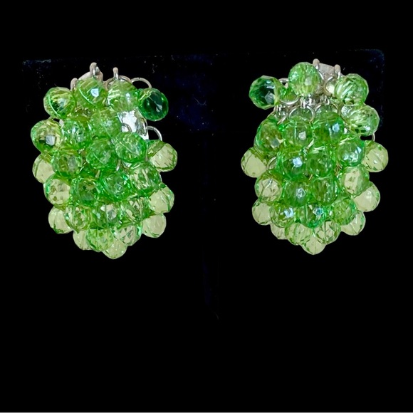 Joan Rivers Jewelry - Vintage Signed Joan Rivers Green Crystal And Silver Plated Screwback Earrings